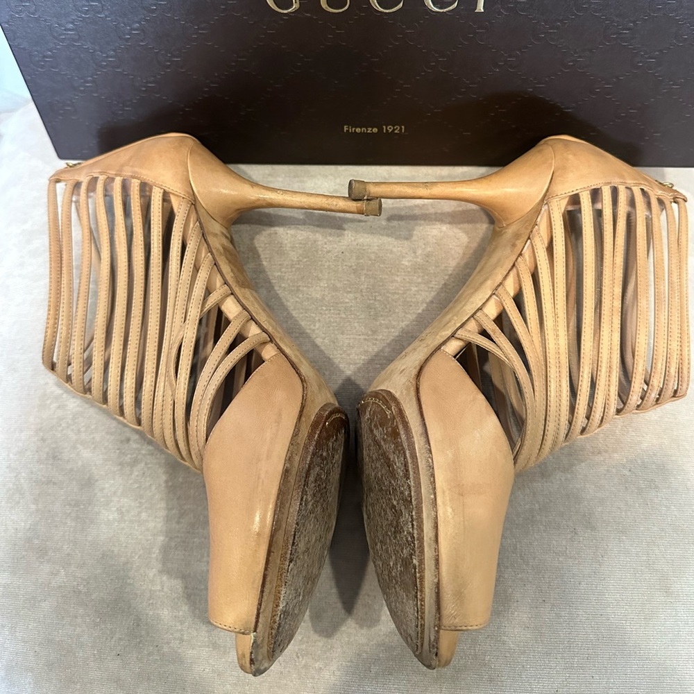 Gucci Heels - Picture 5 of 11